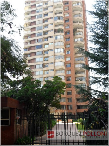 Amplio Departamento en Inmejorable Ubicación